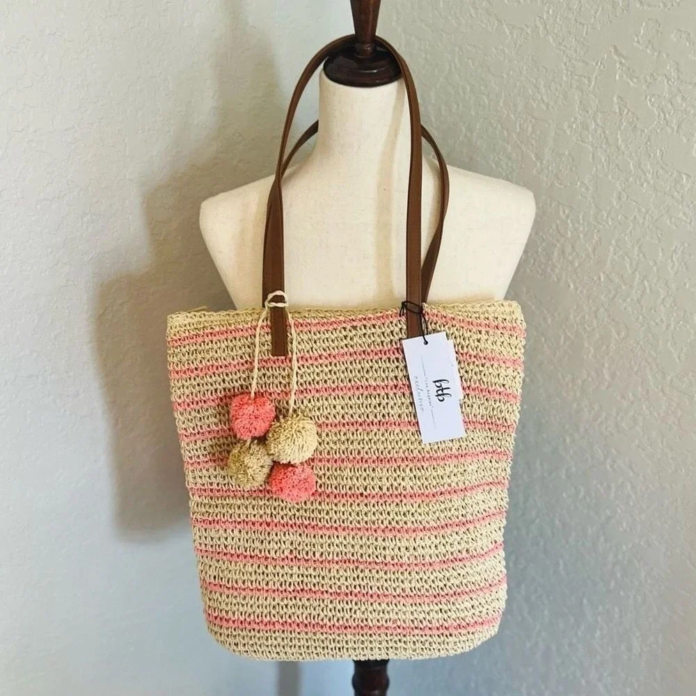 btb Los Angeles Lucy Tote, Straw Woven Pom Pom Vacation Beach‎ Bag, Natural, NWT
